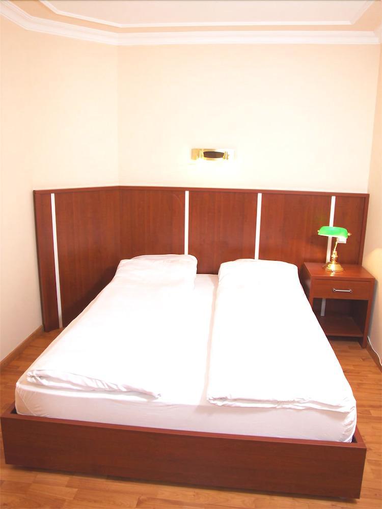 Hotel Atlas Residence Мюнхен Екстер'єр фото
