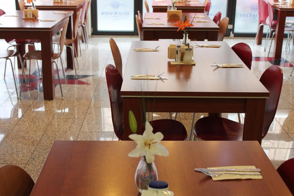 Hotel Atlas Residence Мюнхен Екстер'єр фото